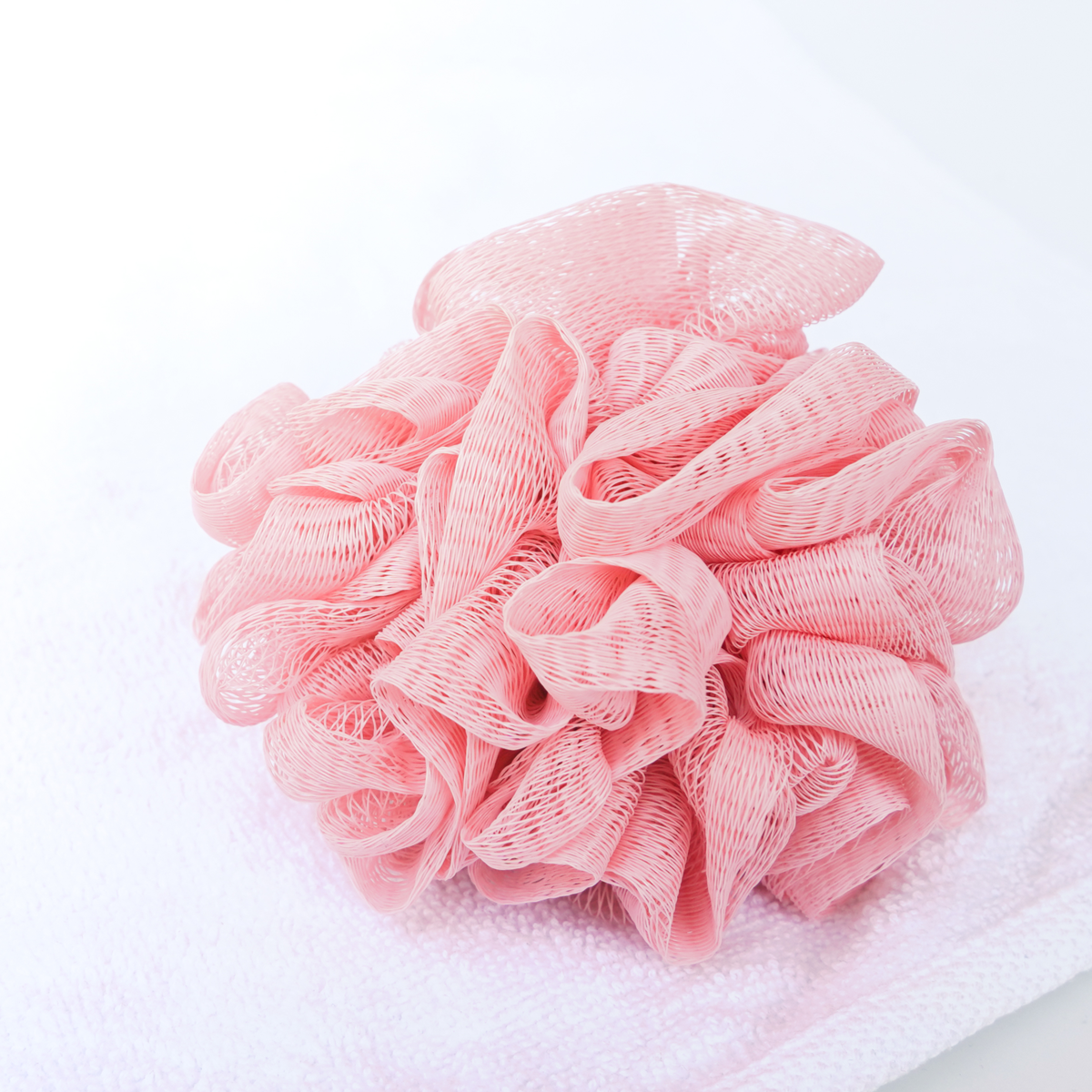 Shower Pouf Lifestyle